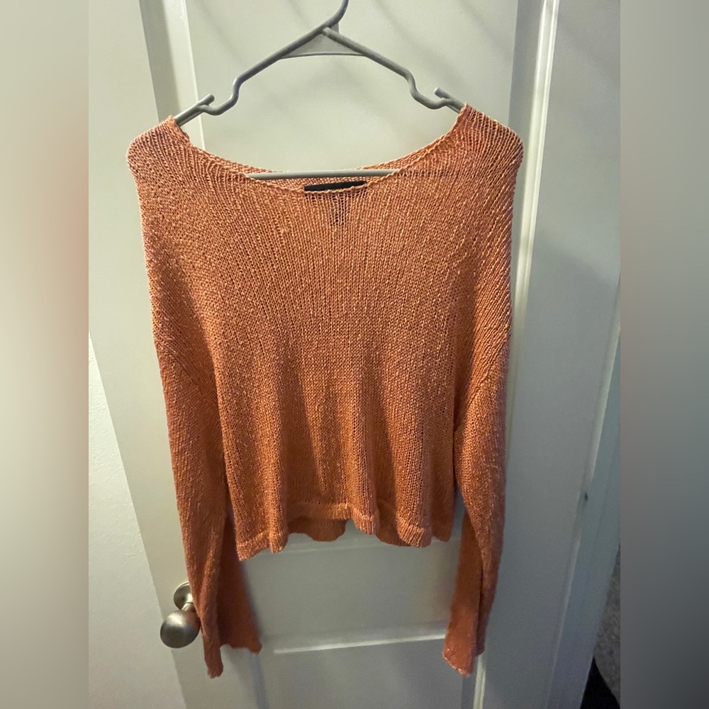 Forever 21 knitted long sleeve crop top